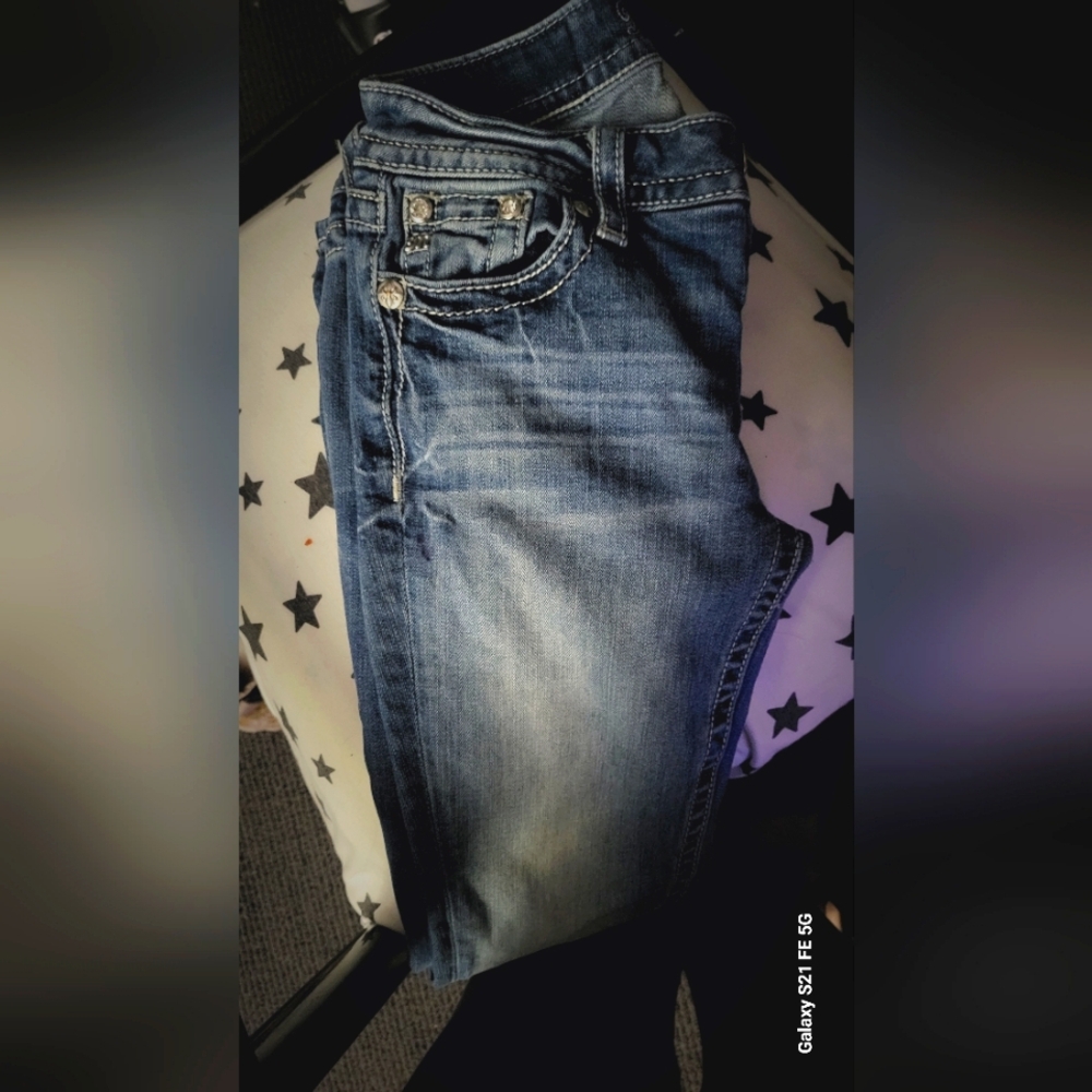 Size 27 miss me jeans